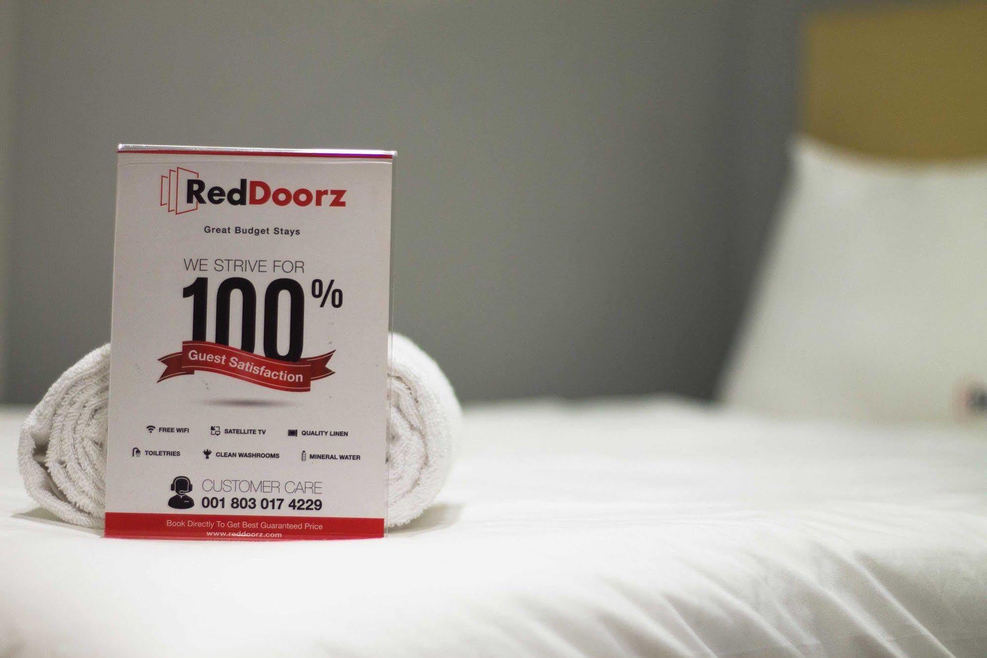 Reddoorz @ Pekayon Bekasi Hotel Bagian luar foto